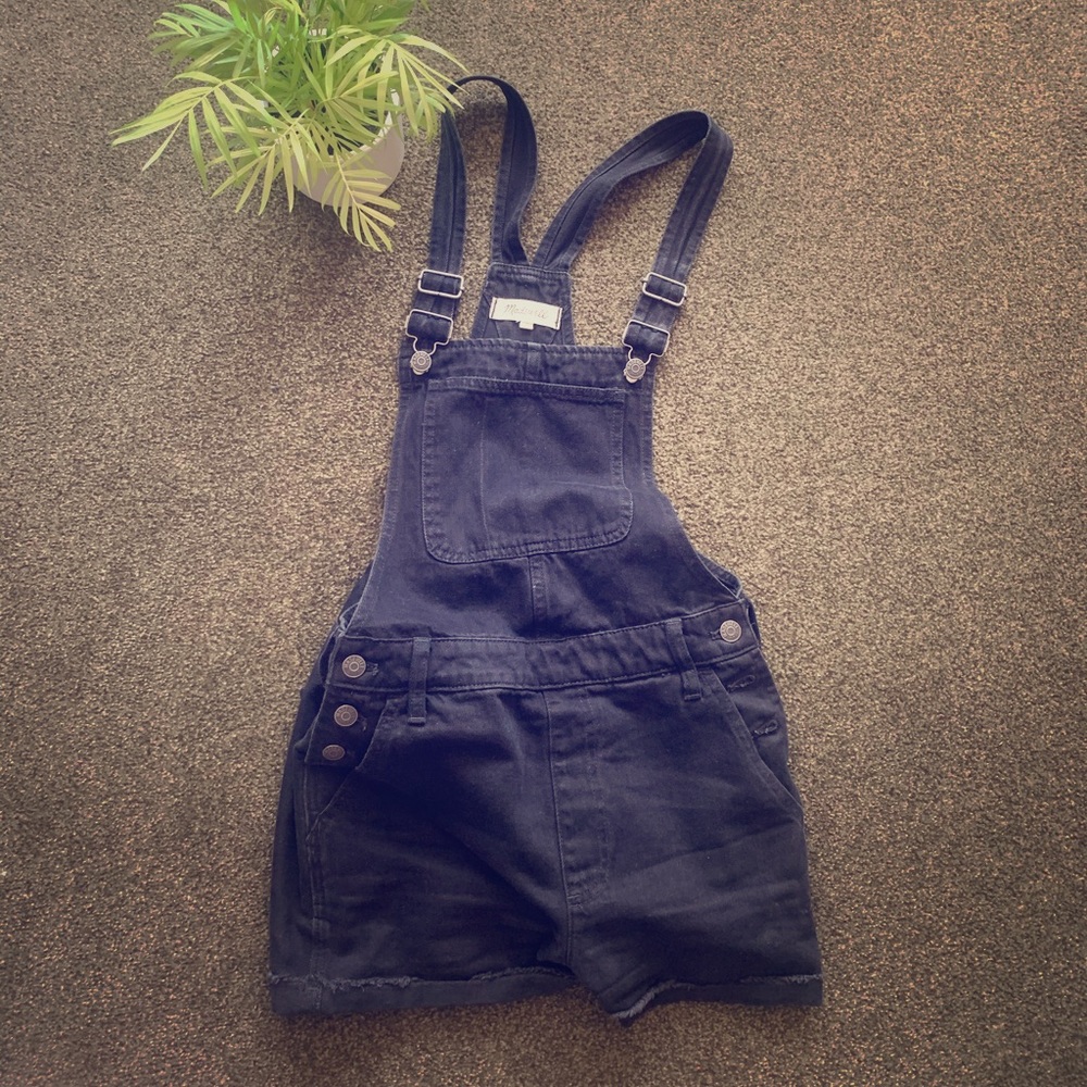 Madewell Adirondack black denim shorts overalls